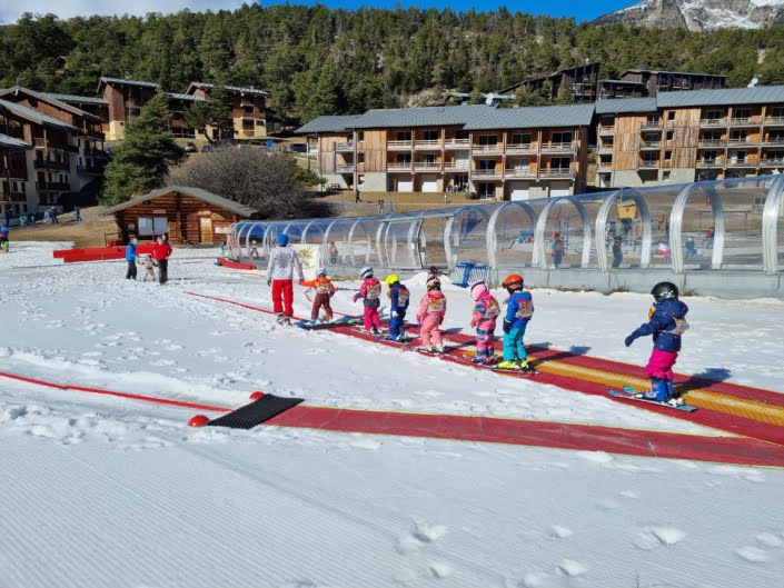 Chalet 96 ski courses for children