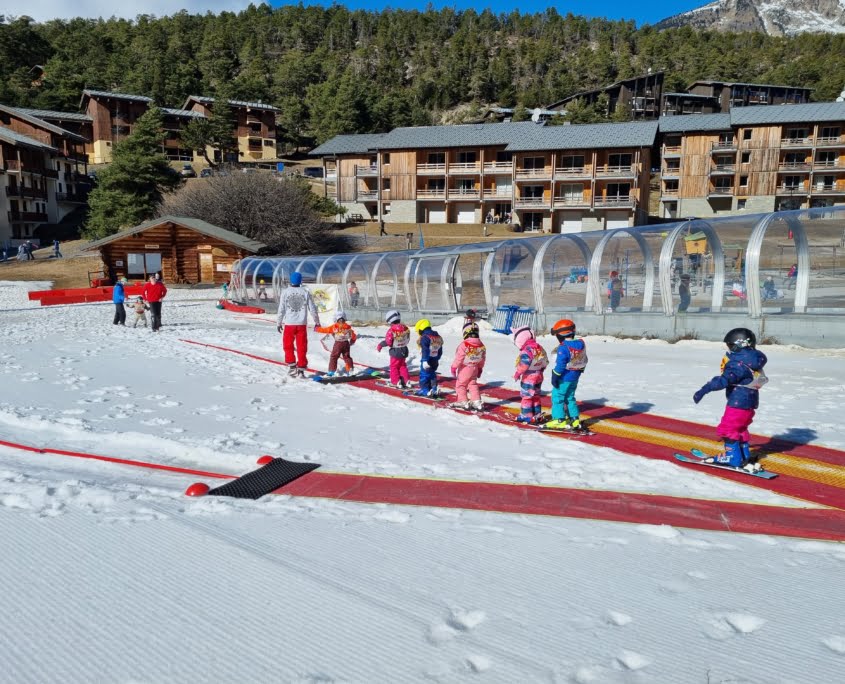 Chalet 96 ski courses for children