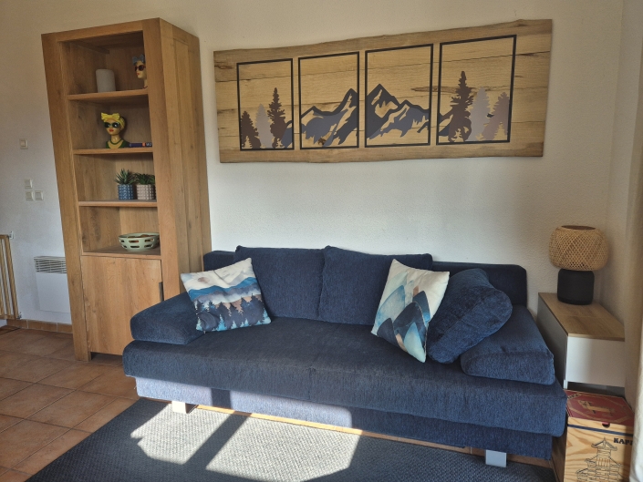 Chalet 96 La Norma - Living room couch Chalet 96 La Norma - Living room couch