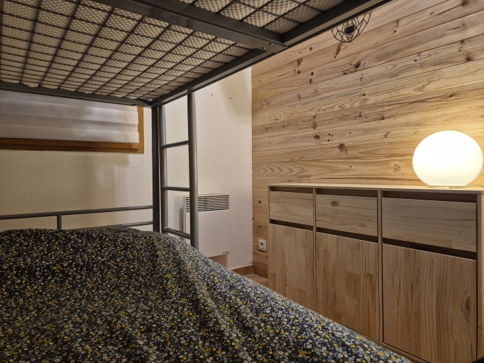 La Norma Chalet 96 - Bed room with bunk bed and closet La Norma Chalet 96 - Bed room with bunk bed and closet