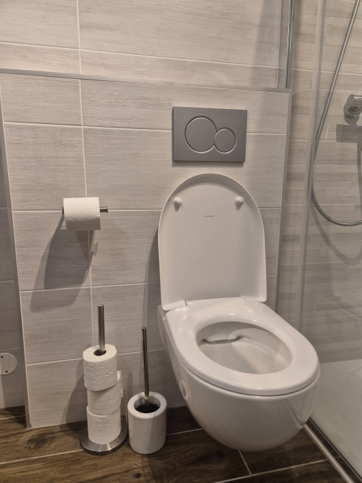 La Norma Chalet 96 - new luxurious bathroom with hanging toilet La Norma Chalet 96 - new luxurious bathroom with hanging toilet